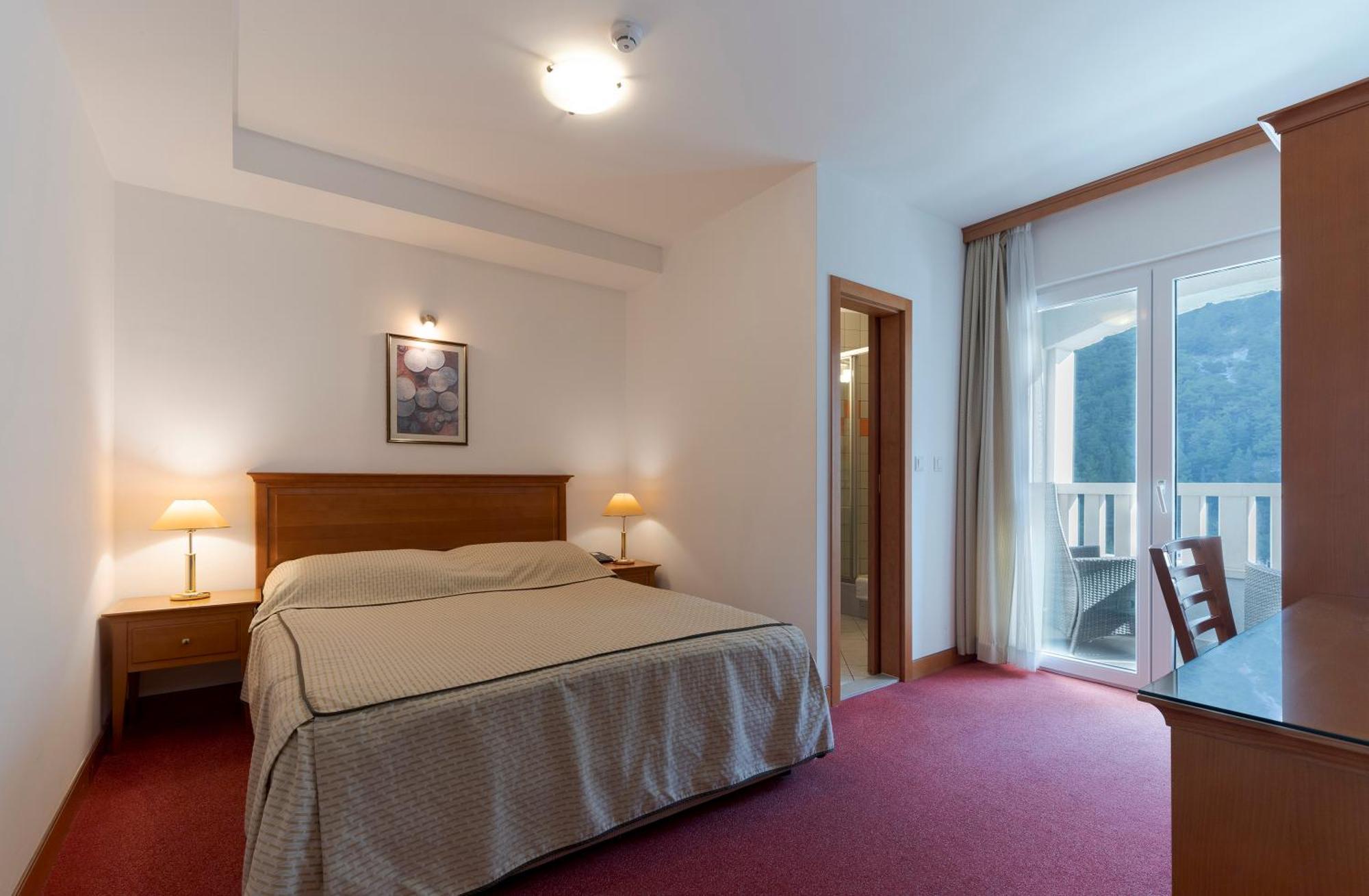 Hotel Villa Dvor (Adults Only) オミシュ 部屋 写真