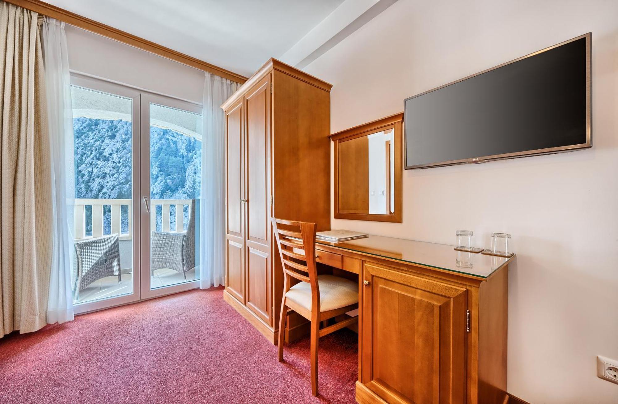 Hotel Villa Dvor (Adults Only) オミシュ 部屋 写真